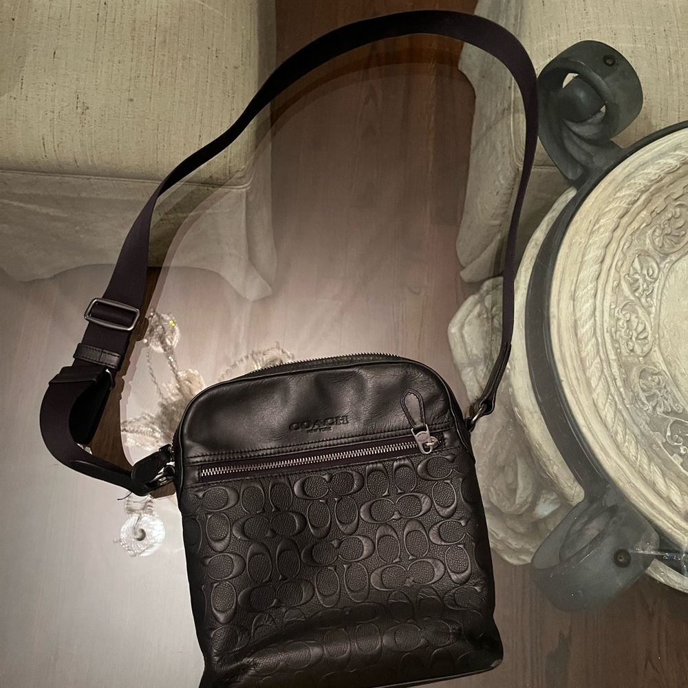 Coach Houston Flight Bag in Signature Leather - Picture 4 of 10